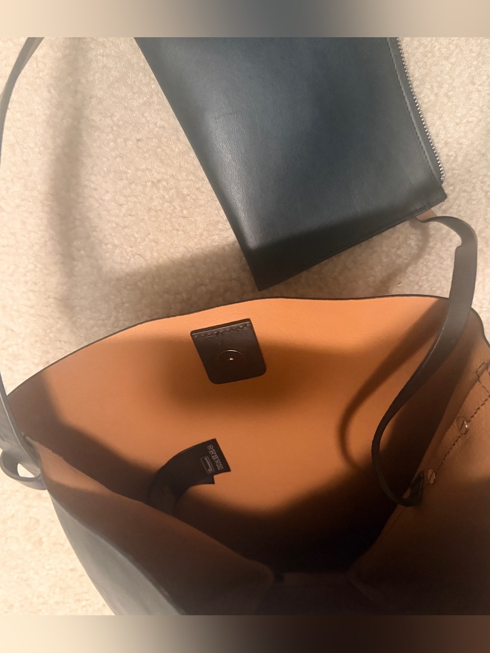 COS Black Leather Tote with Tan Interior - Picture 4 of 13